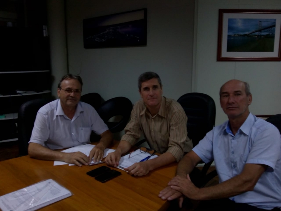 Vereadores Abílio Debortoli e Luiz Chimello protocolam Pedido de Informação em relação à Rodovia SC-156 na Secretaria de Infraestrutura do Estado