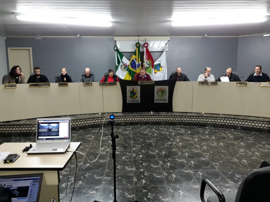 Vereadores de São Domingos discutam, votam e aprovam Projetos, Emendas e Indicação na primeira Sessão Ordinária de Julho