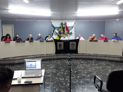 Vereadores de São Domingos aprovam por unanimidade duas Indicações