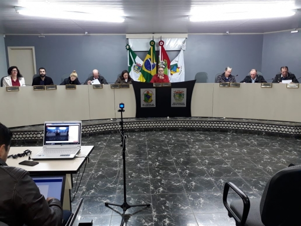 Vereadores de São Domingos aprovam três Projetos de Lei, uma Indicação e um Pedido de Informação