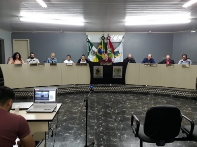 Vereadores de São Domingos aprovam por unanimidade dois Projetos de Lei