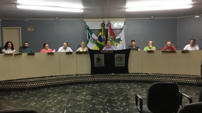 Legislativo reuniu-se nessa terça-feira, dia 12, para a Segunda Sessão Ordinária do mês